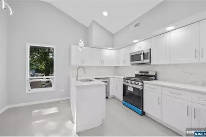 11 Hampton Place, Nutley, NJ 07110 - Photo 25