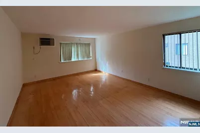468 Liberty Street 201 #201, Little Ferry, NJ 07643 - Photo 15