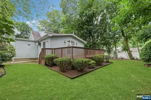 195 Bergen Ave, New Milford, NJ 07646 - Photo 29