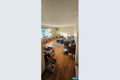 212 Falmouth Avenue 2 #2, Elmwood Park, NJ 07407 - Photo 5