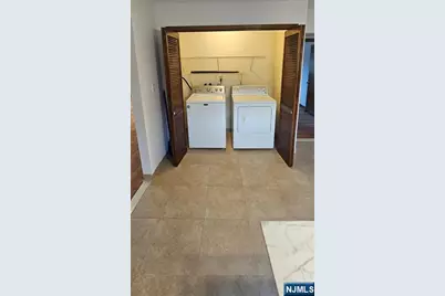 212 Falmouth Avenue 2 #2, Elmwood Park, NJ 07407 - Photo 9