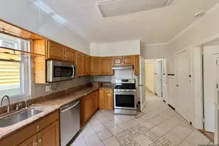 308 Davis Ave Apt2, Harrison, NJ 07029 - Photo 3