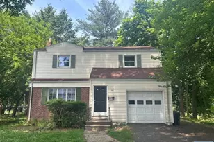 1398 River Rd, Teaneck Township, NJ 07666 - Photo 1