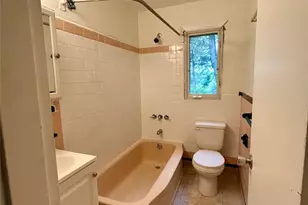1398 River Rd, Teaneck Township, NJ 07666 - Photo 11