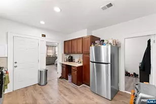 92 S Devine St, Newark, NJ 07106 - Photo 3