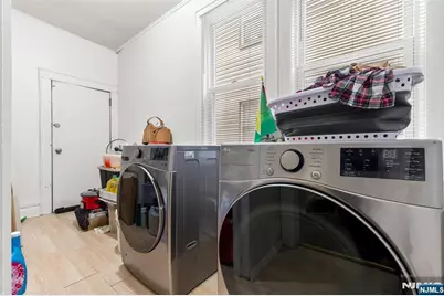 92 S Devine Street, Newark, NJ 07106 - Photo 17