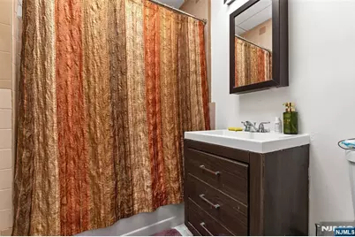 92 S Devine Street, Newark, NJ 07106 - Photo 15