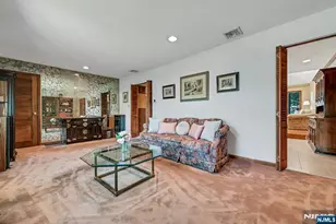 86 Willowbrook Ct, Paramus, NJ 07652 - Photo 15