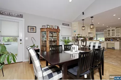 117 Roxbury Road, Dumont, NJ 07628 - Photo 13