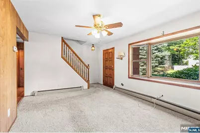 354 Terhune Avenue, Paramus, NJ 07652 - Photo 11