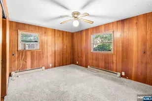 354 Terhune Ave, Paramus, NJ 07652 - Photo 15