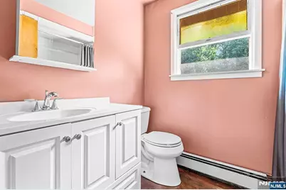 354 Terhune Avenue, Paramus, NJ 07652 - Photo 29