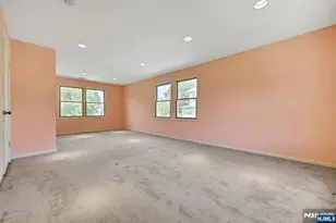 71 View St, Bergenfield, NJ 07621 - Photo 23