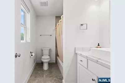 28 Lamb Court, Norwood, NJ 07648 - Photo 17