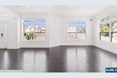 28 Lamb Court, Norwood, NJ 07648 - Photo 3