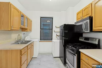 6601 Bdway E7 #E7, West New York, NJ 07093 - Photo 11