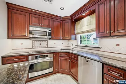 137 S Maple Avenue B #B, Park Ridge, NJ 07656 - Photo 13