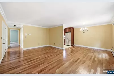 137 S Maple Avenue B #B, Park Ridge, NJ 07656 - Photo 3