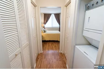 1033 Harmon Cove Tower, Secaucus, NJ 07094 - Photo 5