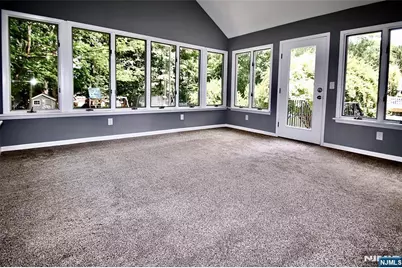 73 Oneida Avenue, Oakland, NJ 07436 - Photo 7