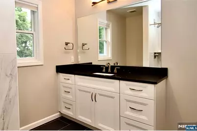 73 Oneida Avenue, Oakland, NJ 07436 - Photo 27