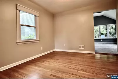 73 Oneida Avenue, Oakland, NJ 07436 - Photo 7