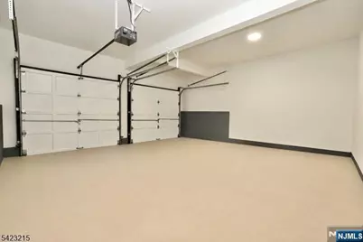 330 Winthrop Drive, Nutley, NJ 07110 - Photo 37