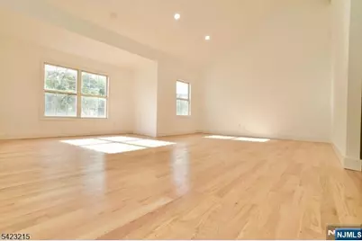 330 Winthrop Drive, Nutley, NJ 07110 - Photo 7