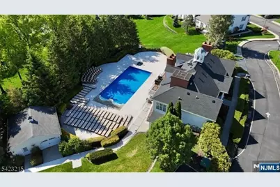 330 Winthrop Drive, Nutley, NJ 07110 - Photo 33