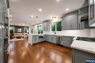 55 Cedar St, Cresskill, NJ 07626 - Photo 9