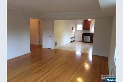 499 Brinkerhoff Avenue 2nd Fl #2nd Fl, Fort Lee, NJ 07024 - Photo 3