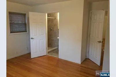 499 Brinkerhoff Avenue 2nd Fl #2nd Fl, Fort Lee, NJ 07024 - Photo 5