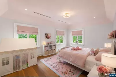 548 W Sylvan Place, Haworth, NJ 07641 - Photo 27