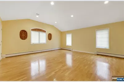 411 Fairway Drive, Leonia, NJ 07605 - Photo 33
