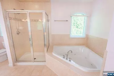 7 Wayne Court, Waldwick, NJ 07463 - Photo 21