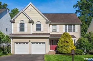 7 Wayne Ct, Waldwick, NJ 07463 - Photo 1