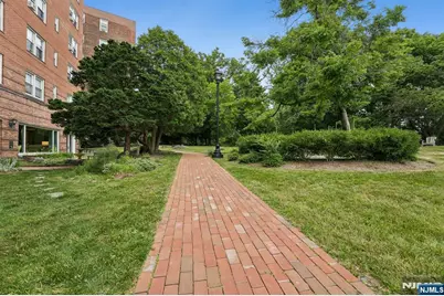 10 Crestmont Road 2N #2N, Montclair, NJ 07042 - Photo 23