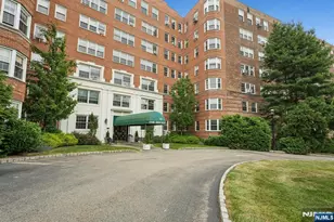 10 Crestmont Road 2N, Montclair, NJ 07042 - Photo 19