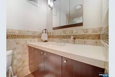 250 Gorge Road 8J #8J, Cliffside Park, NJ 07010 - Photo 19