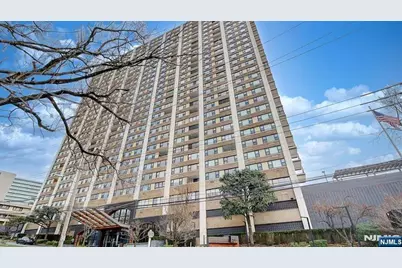 250 Gorge Road 8J #8J, Cliffside Park, NJ 07010 - Photo 33