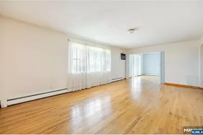 261 10th Street, Palisades Park, NJ 07650 - Photo 39