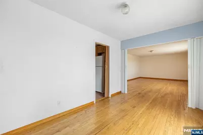 261 10th Street, Palisades Park, NJ 07650 - Photo 35