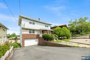 261 10th St, Palisades Park, NJ 07650 - Photo 3