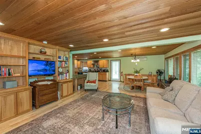 101 Rolling Ridge Road, West Milford, NJ 07480 - Photo 13