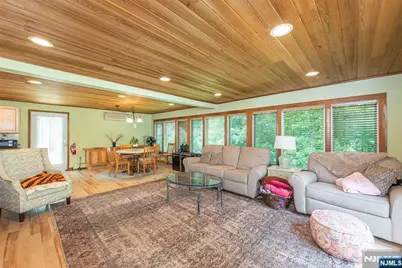 101 Rolling Ridge Road, West Milford, NJ 07480 - Photo 17