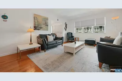 8 Cumbermeade Road, Fort Lee, NJ 07024 - Photo 3