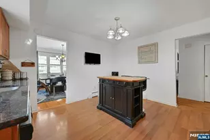8 Cumbermeade Rd, Fort Lee, NJ 07024 - Photo 29