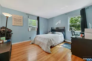 8 Cumbermeade Rd, Fort Lee, NJ 07024 - Photo 25