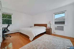 8 Cumbermeade Rd, Fort Lee, NJ 07024 - Photo 11