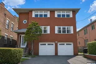 8 Cumbermeade Rd, Fort Lee, NJ 07024 - Photo 1